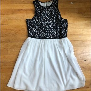 Large GB lace black top cream bottom